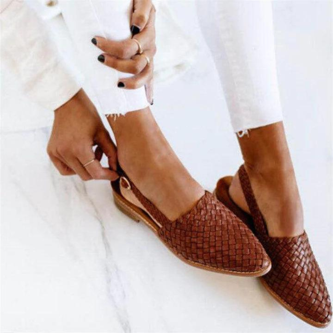 Dark Brown / 11.5